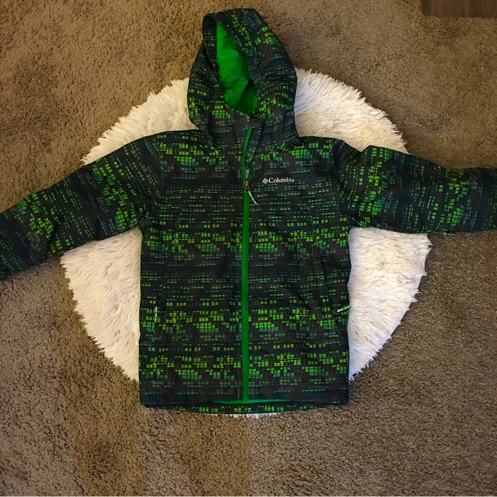- COLUMBIA OUT GROW WINTER JACKET